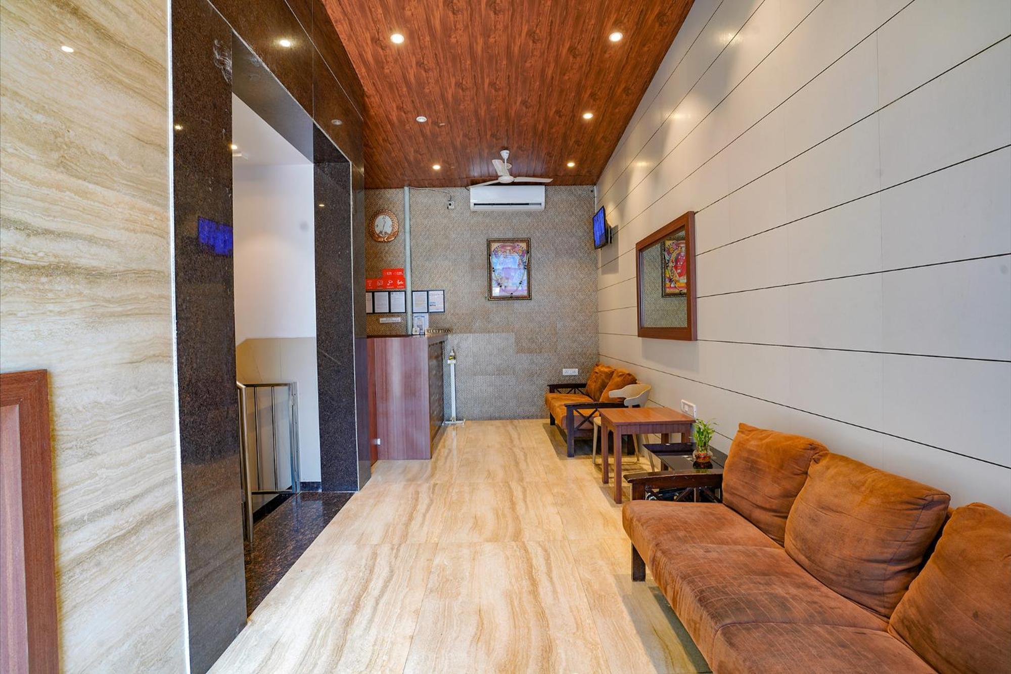 Fabhotel Starwood Residency - Behind Bmw Car Showroom Nova Bombaim Exterior foto